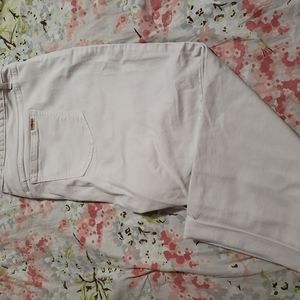 Jennifer Lopez capri pants